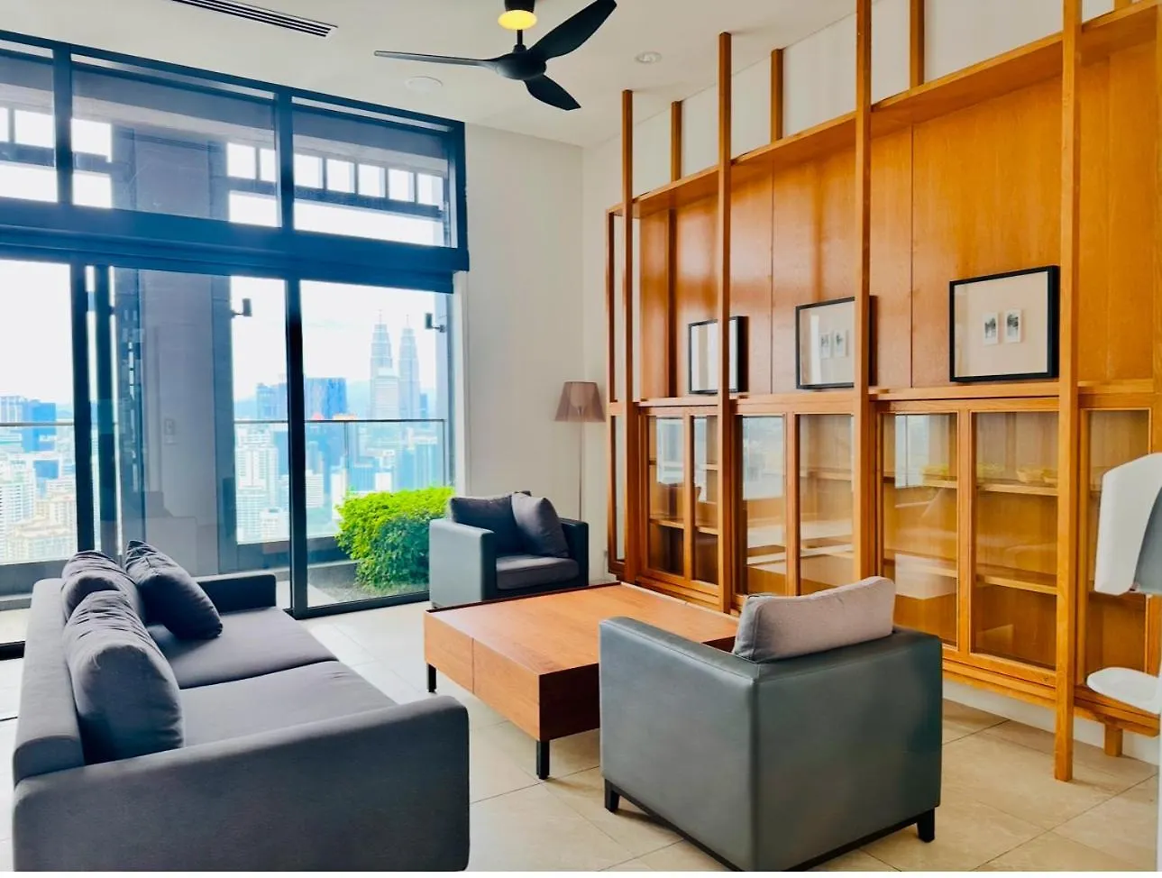 Apartment Smart Service Lucentia Residence Bbcc Lalaport Kuala Lumpur